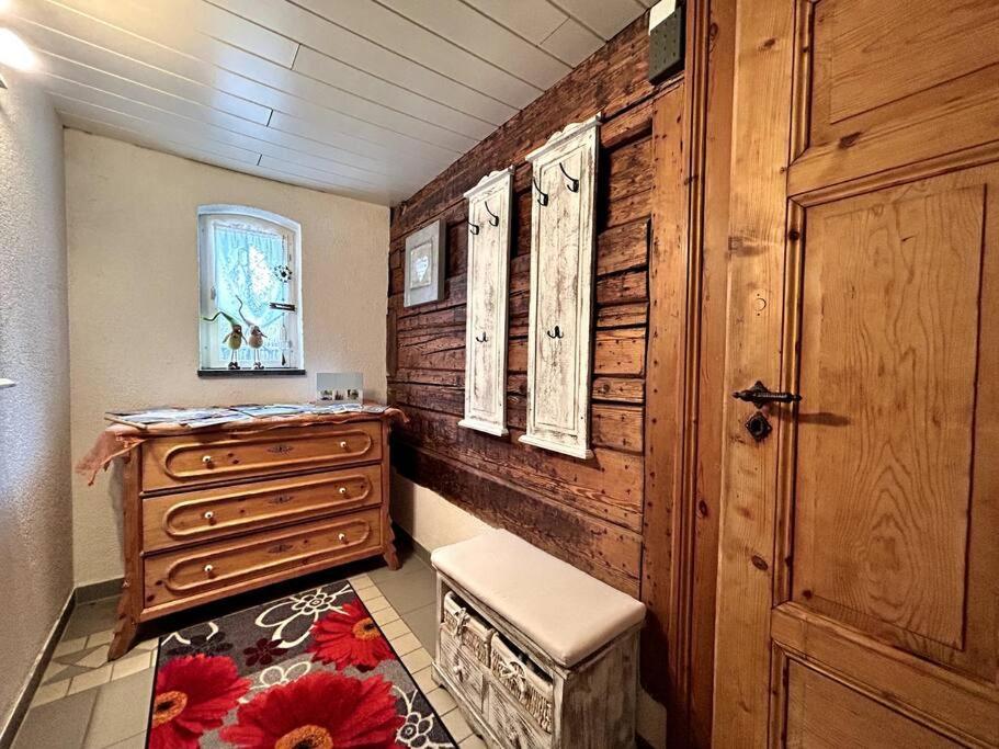 Rustikales Studio-Apartment Blockstube Im Haus Selma Großschönau Kültér fotó